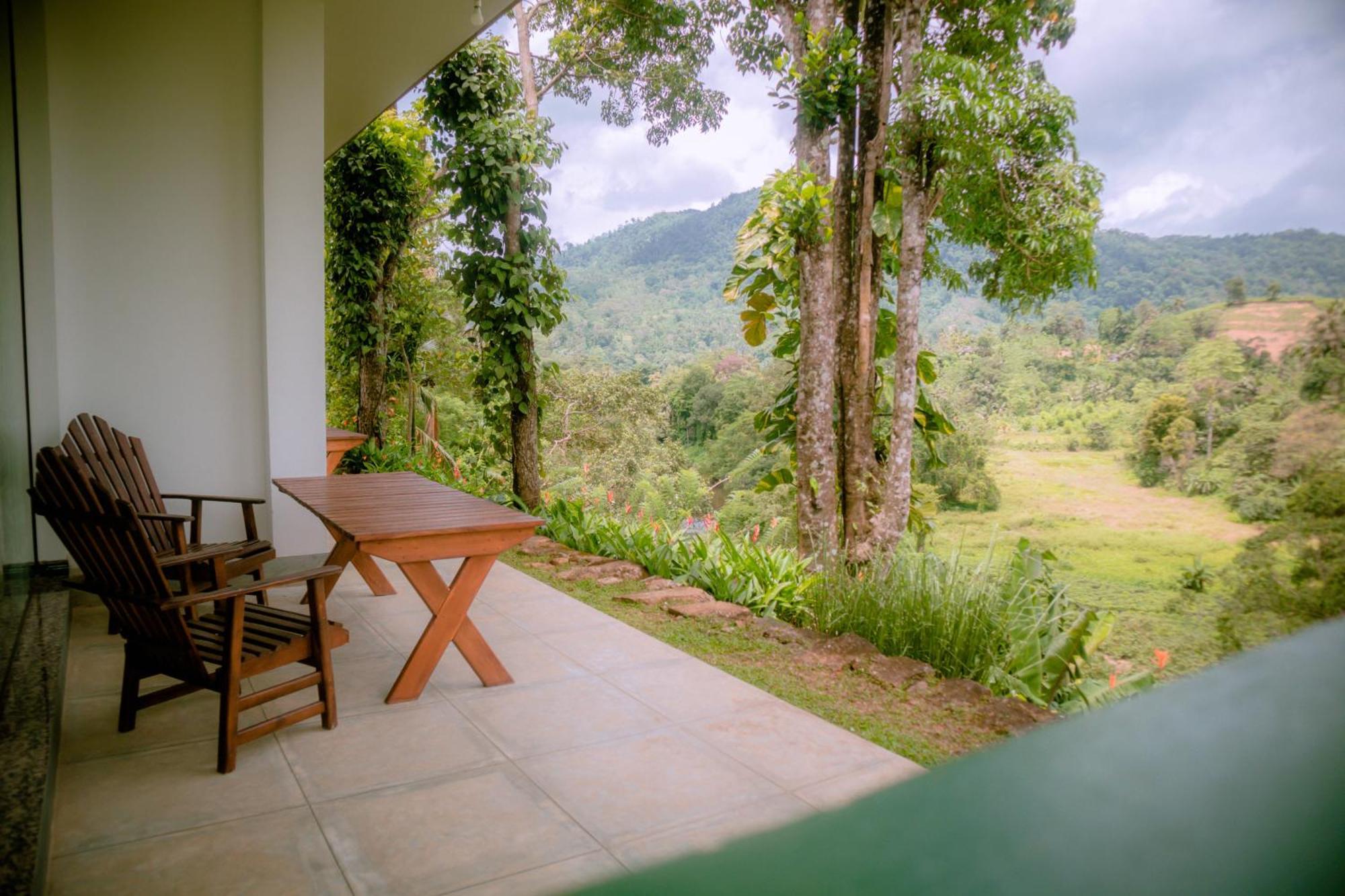 Evergreen Villa - Sinharaja Deniyaya Luaran gambar