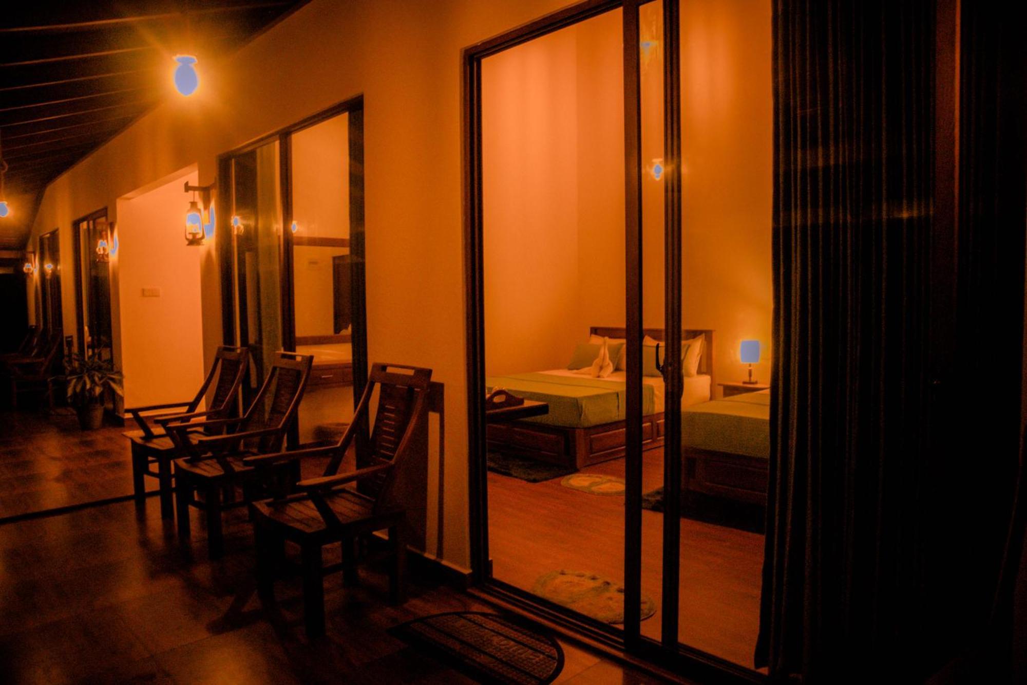 Evergreen Villa - Sinharaja Deniyaya Luaran gambar
