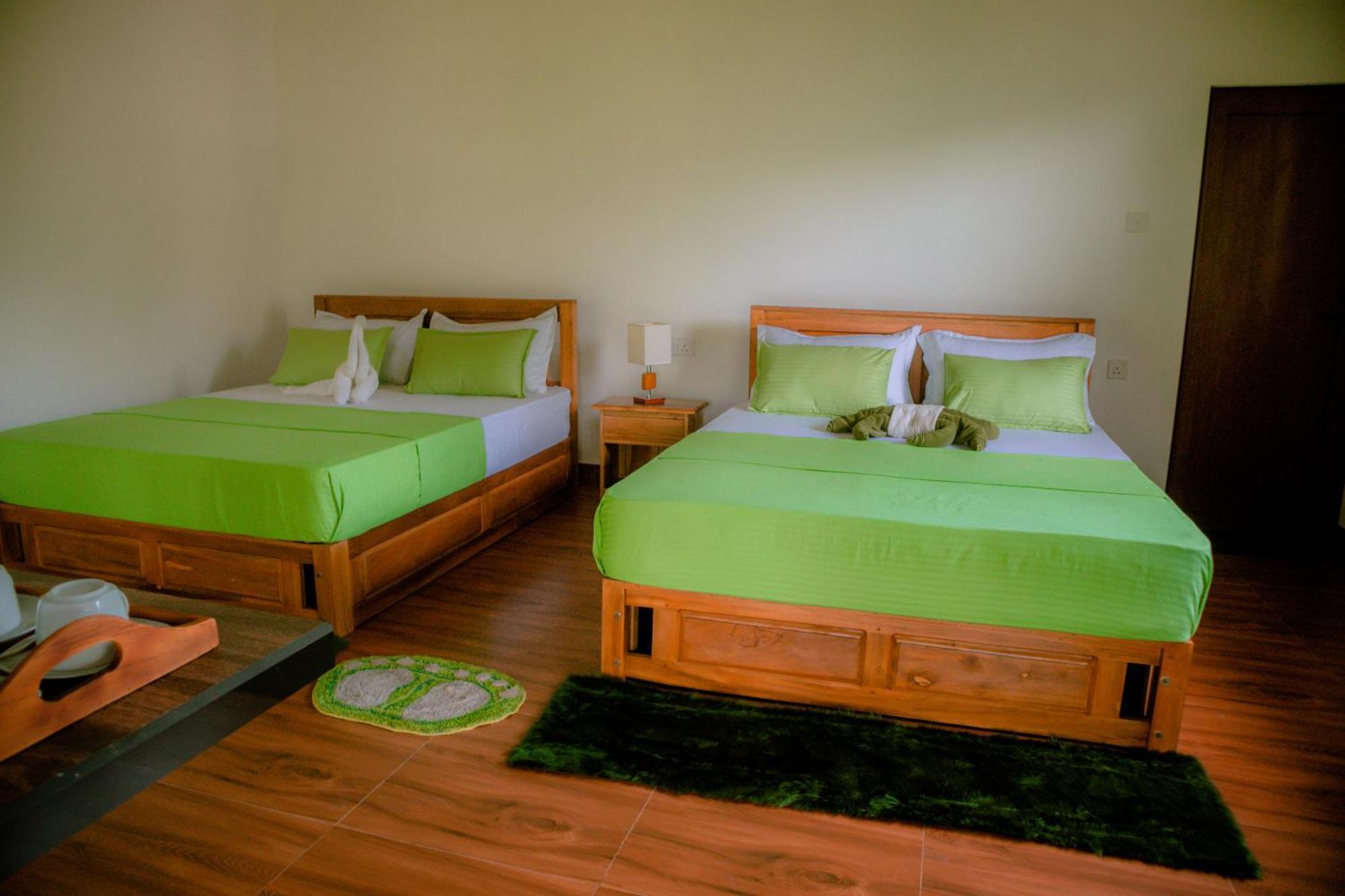 Evergreen Villa - Sinharaja Deniyaya Luaran gambar