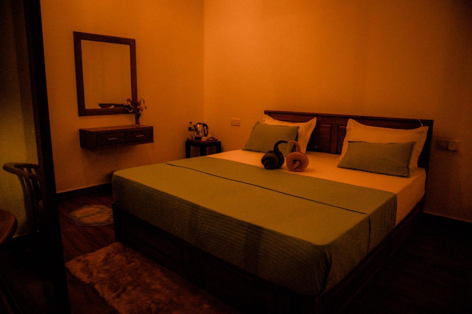 Evergreen Villa - Sinharaja Deniyaya Luaran gambar